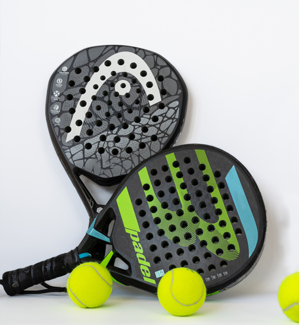 Balles et raquettes de padel